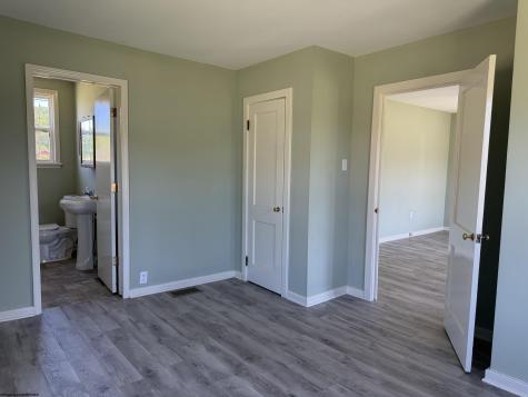 8267 Elk Avenue Stonewood WV 26301