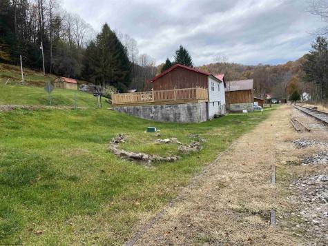 8248 Alton Road Adrian WV 26210