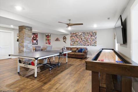 38 E Wind Trail Morgantown WV 26508