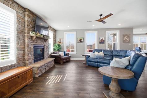 38 E Wind Trail Morgantown WV 26508