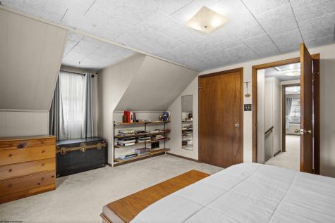 1329 Sabraton Avenue Morgantown WV 26505