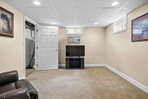 1329 Sabraton Avenue Morgantown WV 26505