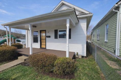 407 West Virginia Avenue Nutter Fort WV 26301