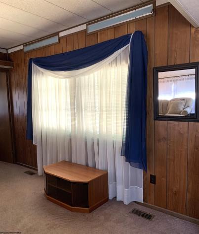 89 Station Street Shinnston WV 26431