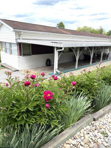 89 Station Street Shinnston WV 26431