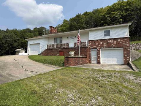 4048 Parson Road Elkins WV 26241