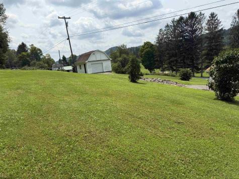4048 Parson Road Elkins WV 26241