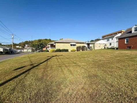 1406 N 20th Street Clarksburg WV 26301