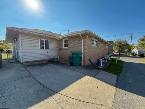 1406 N 20th Street Clarksburg WV 26301