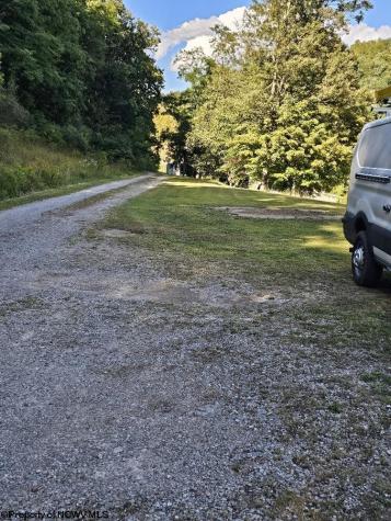 307 Dunham Cut Road Belington WV 26250