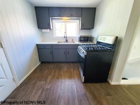 15 Trump Avenue Uniontown PA 15401