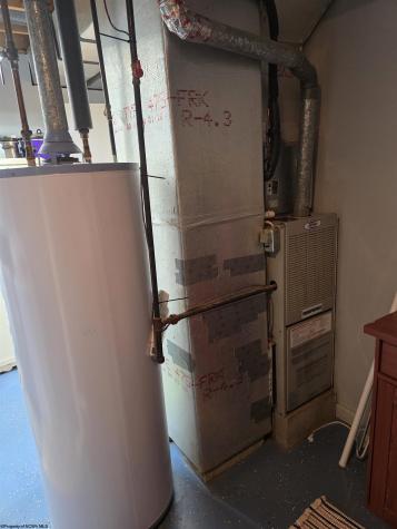 17 Hampton Drive Lost Creek WV 26385