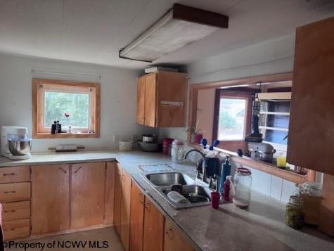 9619 Morgantown Pike Philippi WV 26416-0000