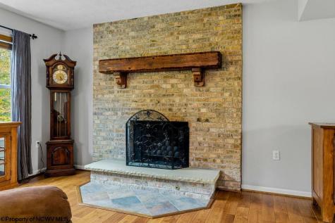 472 Landmark Estates Jane Lew WV 26378