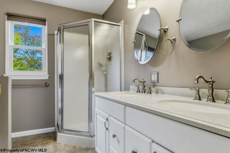 472 Landmark Estates Jane Lew WV 26378