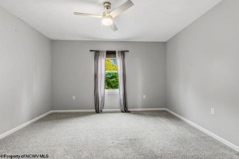 472 Landmark Estates Jane Lew WV 26378