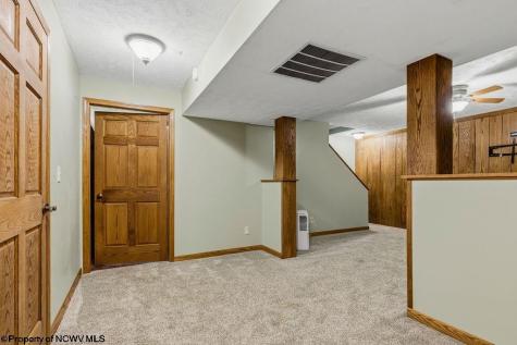 472 Landmark Estates Jane Lew WV 26378