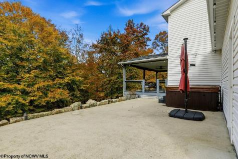 472 Landmark Estates Jane Lew WV 26378