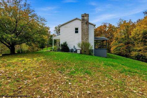 472 Landmark Estates Jane Lew WV 26378