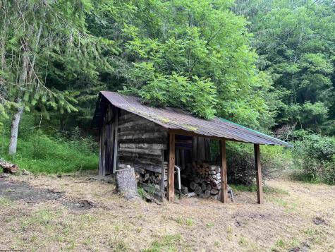 1735 Heavner Grove Road Buckhannon WV 26201