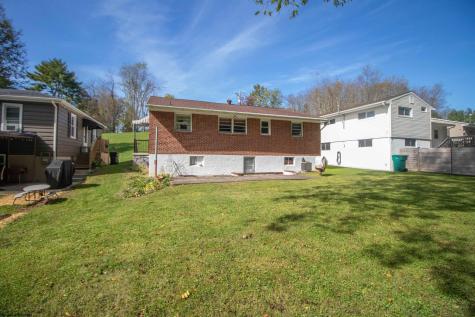 526 Stout Street Bridgeport WV 26330