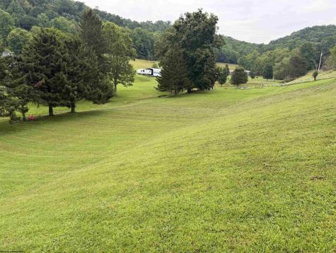 19 Parley Lane Buckhannon WV 26201
