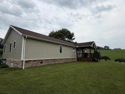 19 Parley Lane Buckhannon WV 26201
