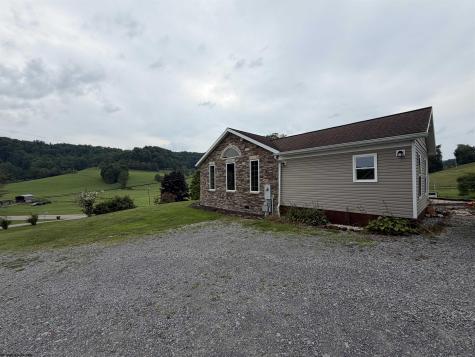 19 Parley Lane Buckhannon WV 26201