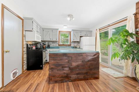 306 Brooke Avenue Morgantown WV 26505
