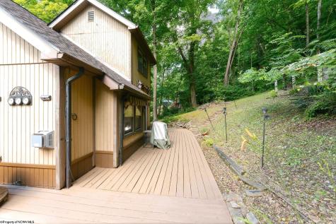 306 Brooke Avenue Morgantown WV 26505