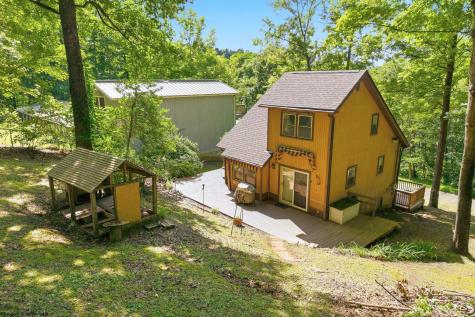306 Brooke Avenue Morgantown WV 26505