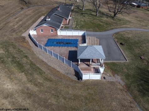 3574 Freedom Highway Fairmont WV 26554