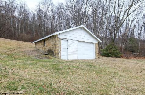 3574 Freedom Highway Fairmont WV 26554