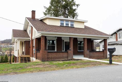 1515 Edgeway Drive Fairmont WV 26554-5513