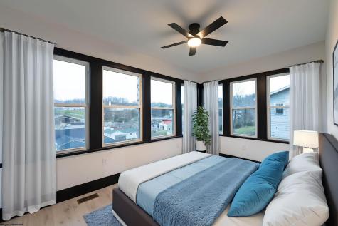 1515 Edgeway Drive Fairmont WV 26554-5513