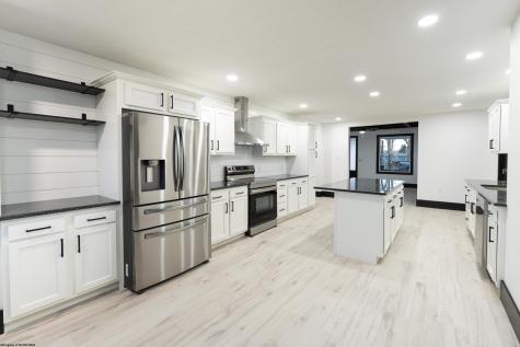 1515 Edgeway Drive Fairmont WV 26554-5513