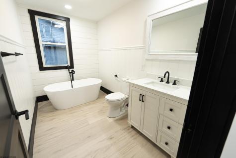 1515 Edgeway Drive Fairmont WV 26554-5513