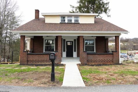 1515 Edgeway Drive Fairmont WV 26554-5513