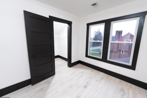 1515 Edgeway Drive Fairmont WV 26554-5513