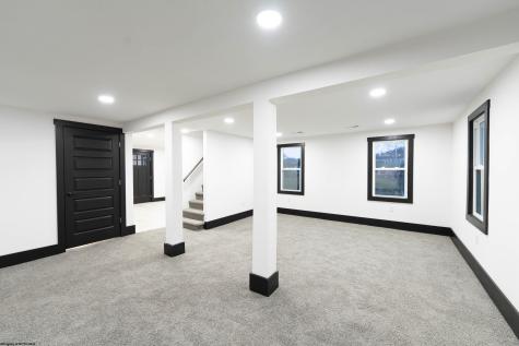 1515 Edgeway Drive Fairmont WV 26554-5513