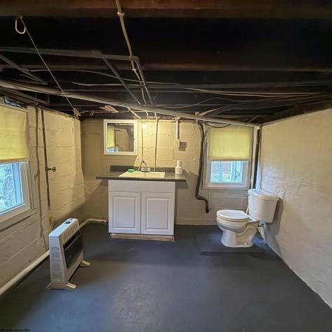 122 Vermont Avenue Clarksburg WV 26301