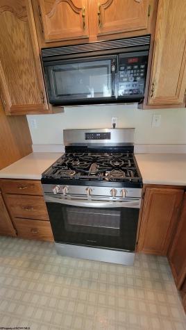 2218 Linn Ann Drive Fairmont WV 26554