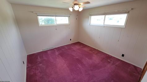 2218 Linn Ann Drive Fairmont WV 26554