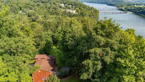 29 Chardonnay Drive Morgantown WV 26508