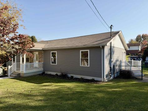 127 Columbus Avenue Westover WV 26501