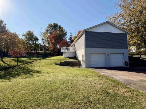 127 Columbus Avenue Westover WV 26501