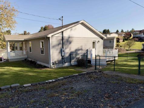 127 Columbus Avenue Westover WV 26501