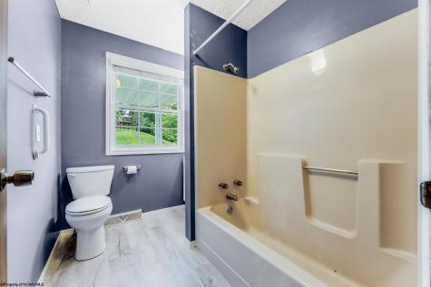 1005 Primrose Lane Morgantown WV 26505