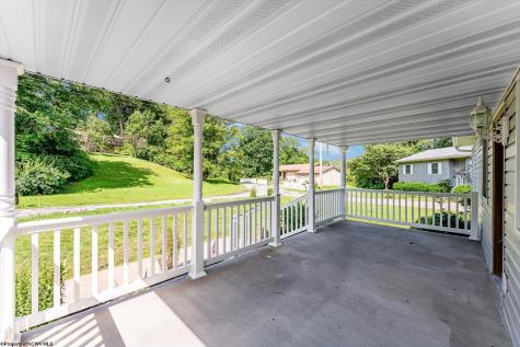 1005 Primrose Lane Morgantown WV 26505