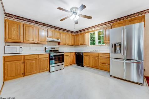 1005 Primrose Lane Morgantown WV 26505